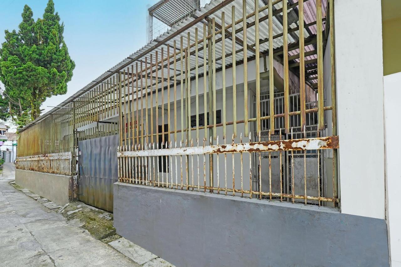Spot On 91723 Sony Homestay Syariah Sukabumi Extérieur photo